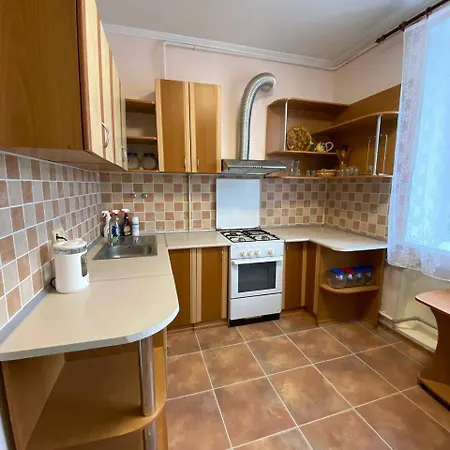 Prostor In * Οδησσός